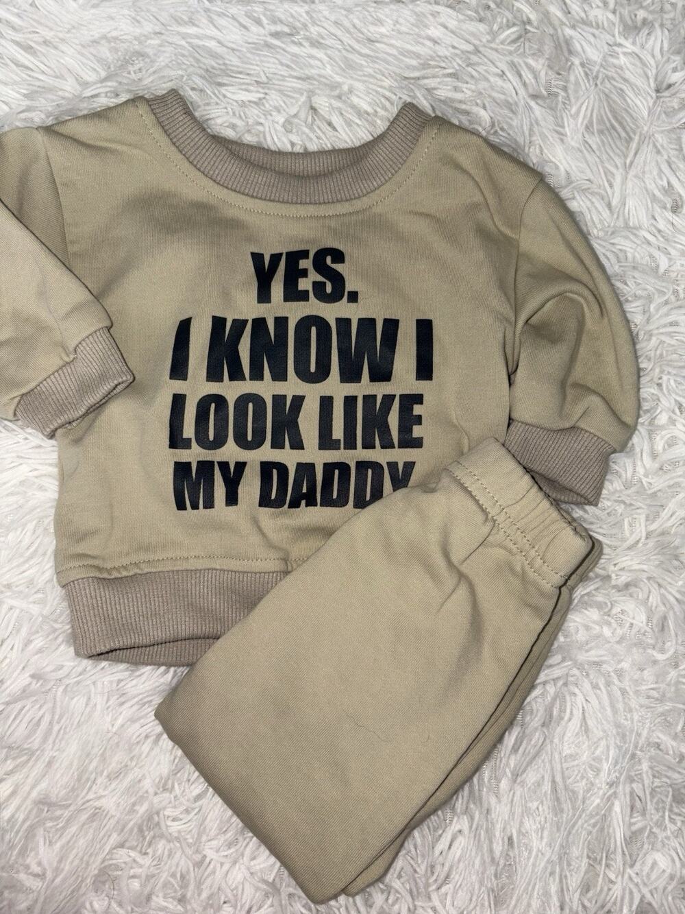Miniolie Baby 0-3 Mo. 2 Pc Set. Cute, Fun, “ I look Like daddy” Outfit.Grt Shape